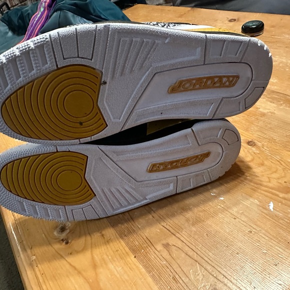 Air Jordan Legacy 312 Low - Picture 8 of 8